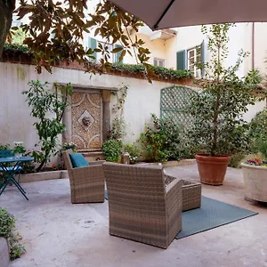 3* Bed & Breakfast Il Cortile Di Elisa & Our Flats