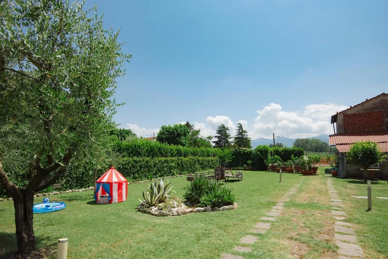 Guest house Dolce Sosta Hotel Lucca Italy